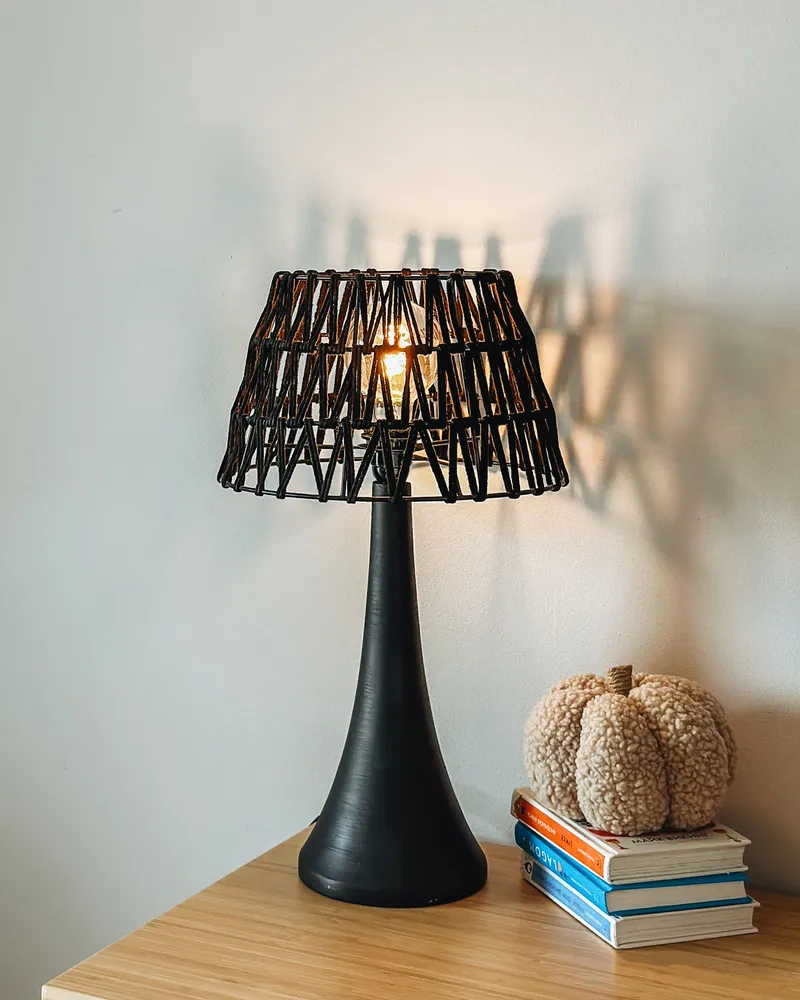 Mango Wood Table Lamp Onix PELLEJAS