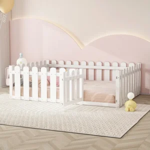 Cama infantil 140 x 200 cm, estrutura de madeira com borda e porta, branca (sem base de ripas)