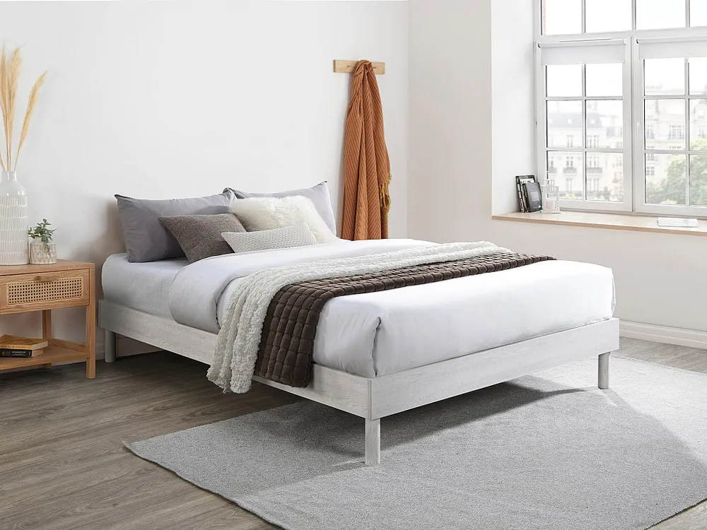 Estrado de ripas 140x190 cm branco - MUCHIGAN de YSMÉE