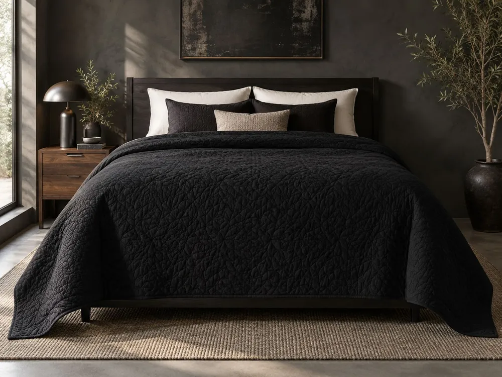 Colcha DELICE Tecido 200 x 220 cm Preto com 2 Almofadas Combinadas