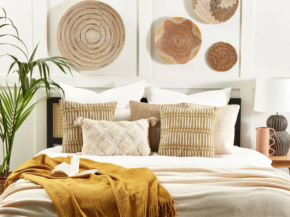 Cotton Cushion Striped 45 x 45 cm Beige and Branco SALIX