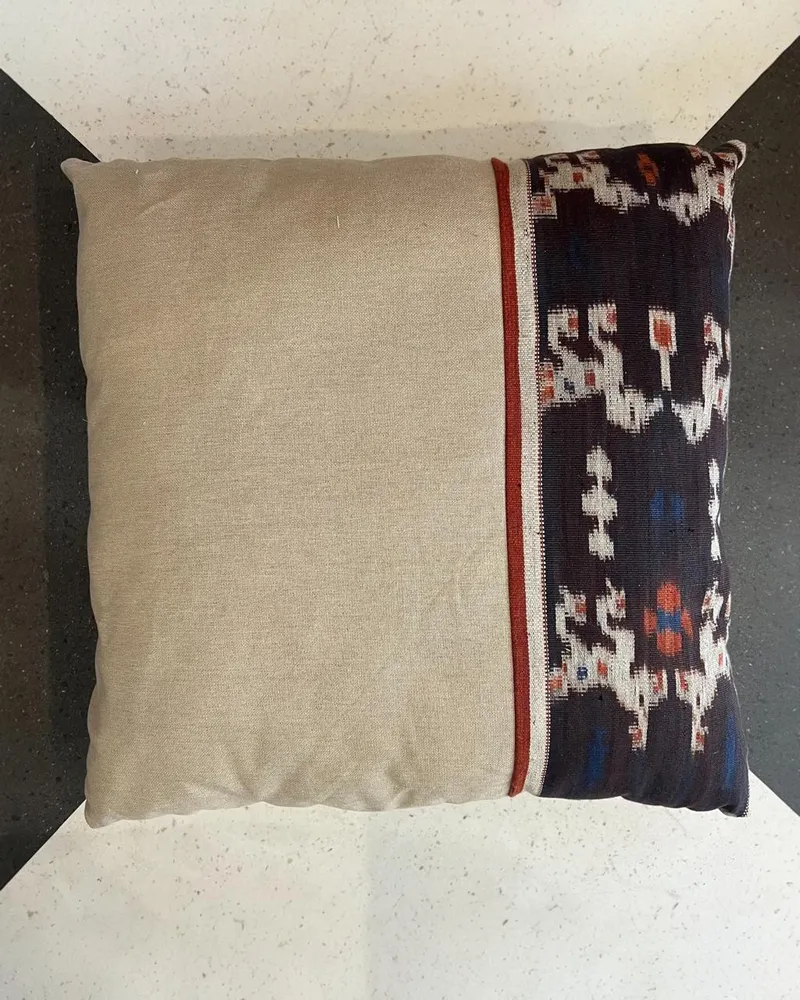 Almofada Ikat Jawa 60x60