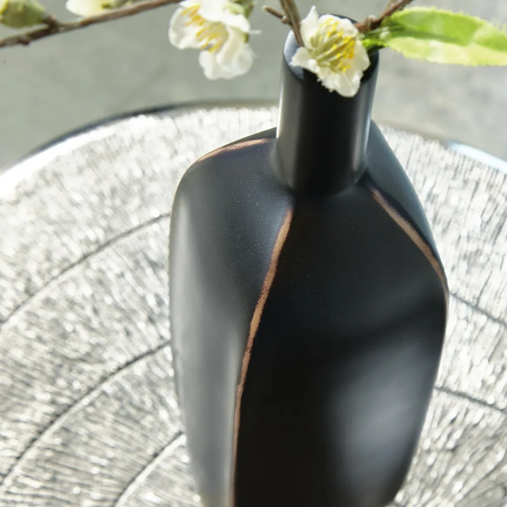 Rhaveney Vase Ashley Furniture