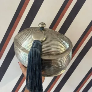 Caixa em Alpaca Oval Tassel Azul