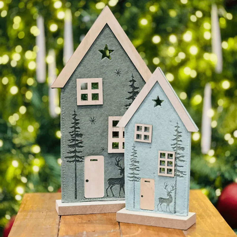 Casa Natalina Alce de Feltro e Mdf Verde 19,5x35,5cm - Handmade