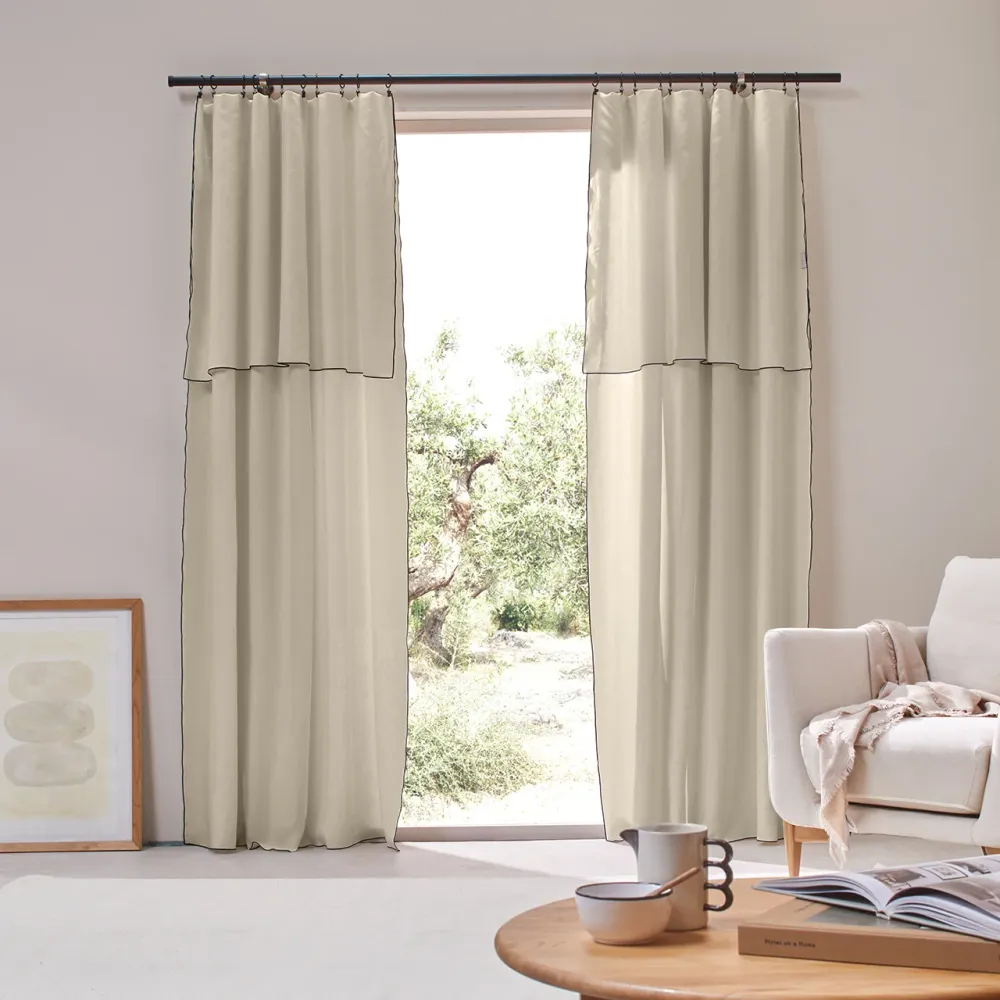 Cortina painel com barra bourdon em linho beige natural