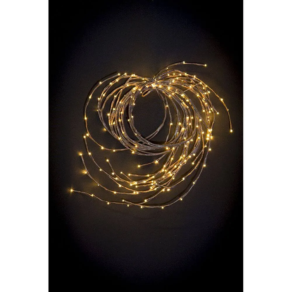 Decoração LED variável como grinalda de luzes grinalda de luzes castanhas 240 díodos brancos quentes IP44