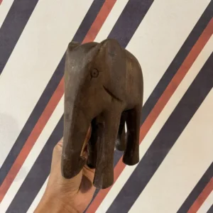 Escultura de Elefante em Madeira M