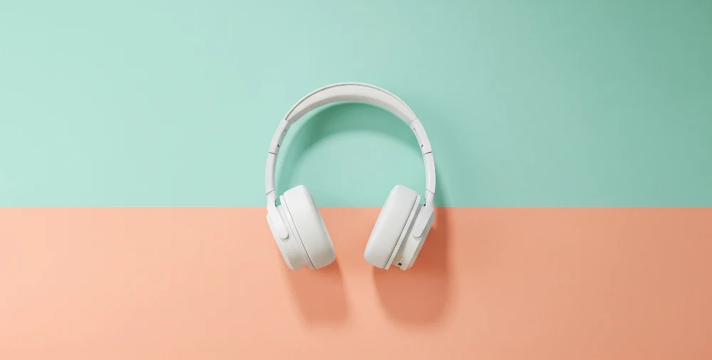 Papel de parede crianç | Auscultadores modernos em fundo pastel
