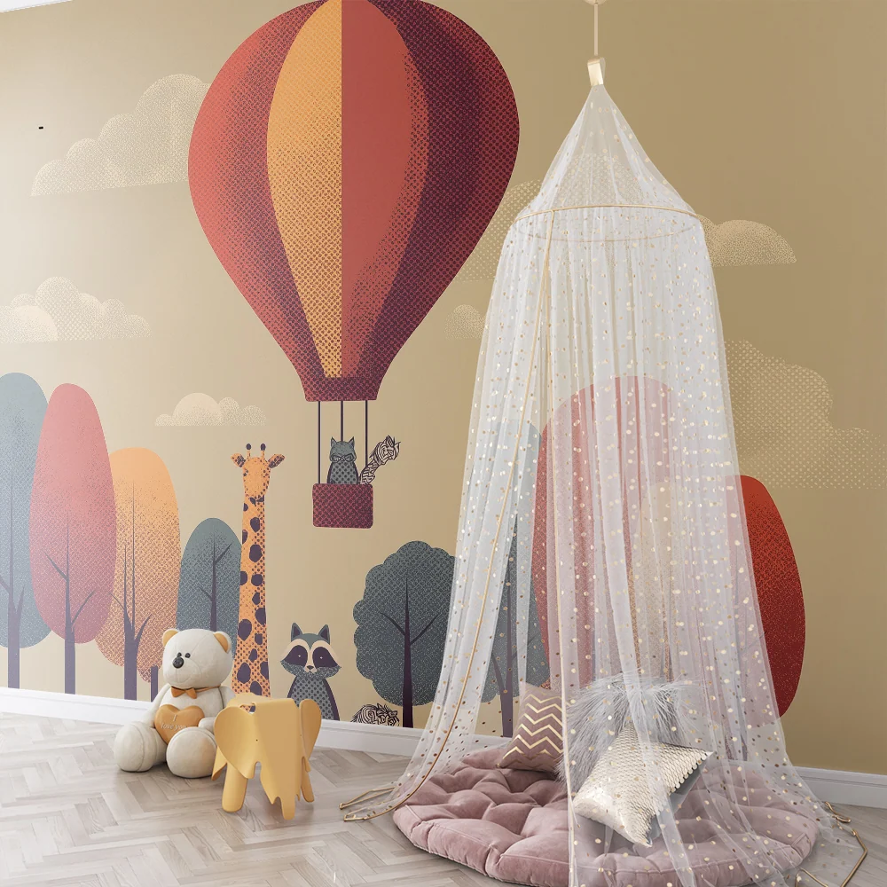 Papel de parede crianç | Balão de ar quente colorido com animais num cenário outonal