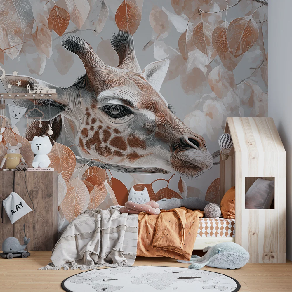 Papel de parede crianç | Girafa elegante no meio das folhas