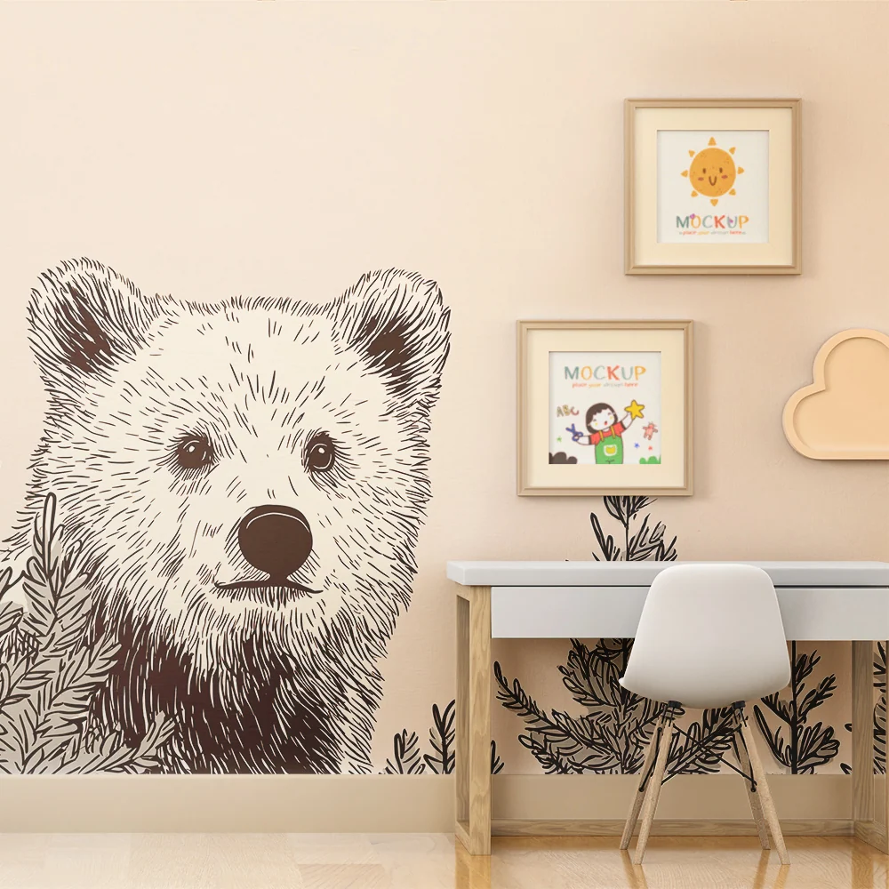 Papel de parede crianç | Nosso urso curioso no meio dos pinheiros