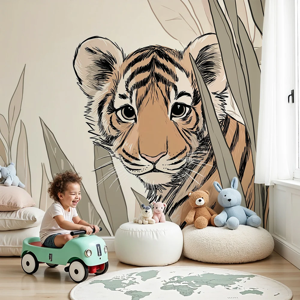 Papel de parede crianç | Pequeno tigre curioso no meio das folhagens