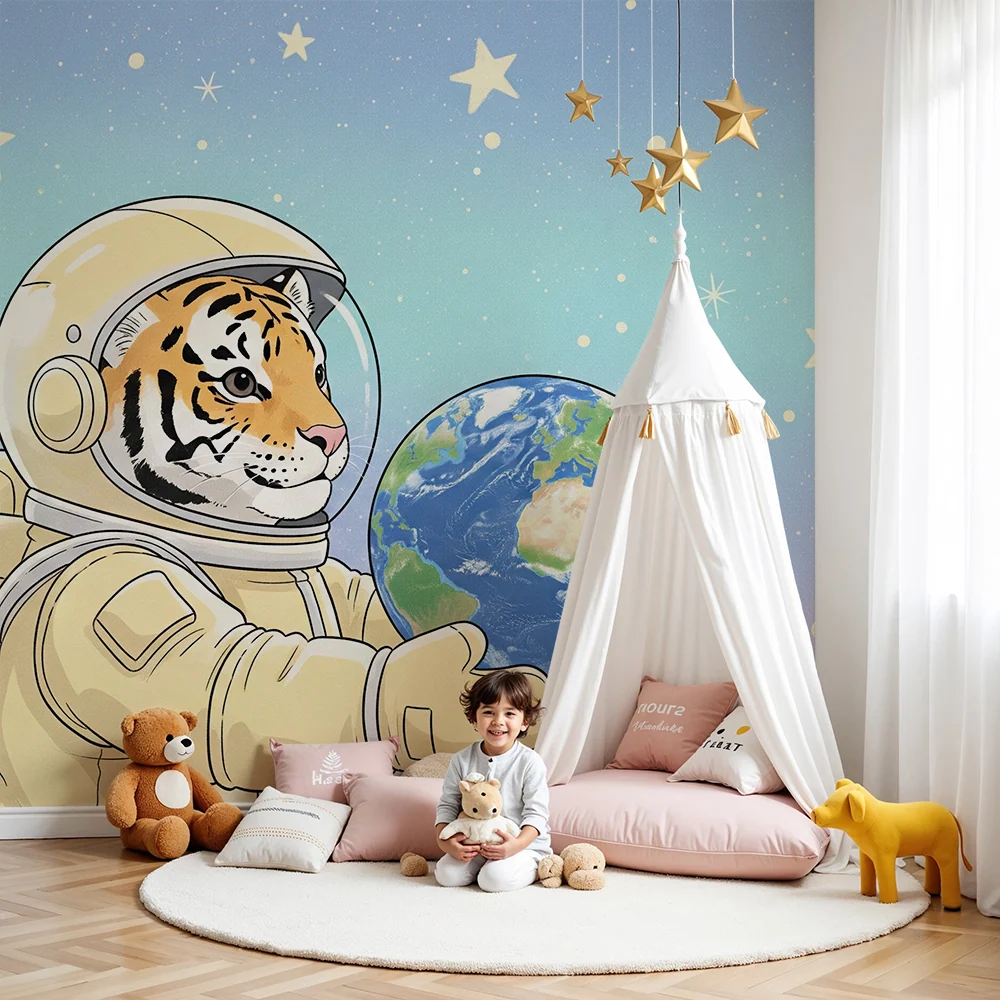 Papel de parede crianç | Tigre astronauta segurando Terra no espaço estrelado