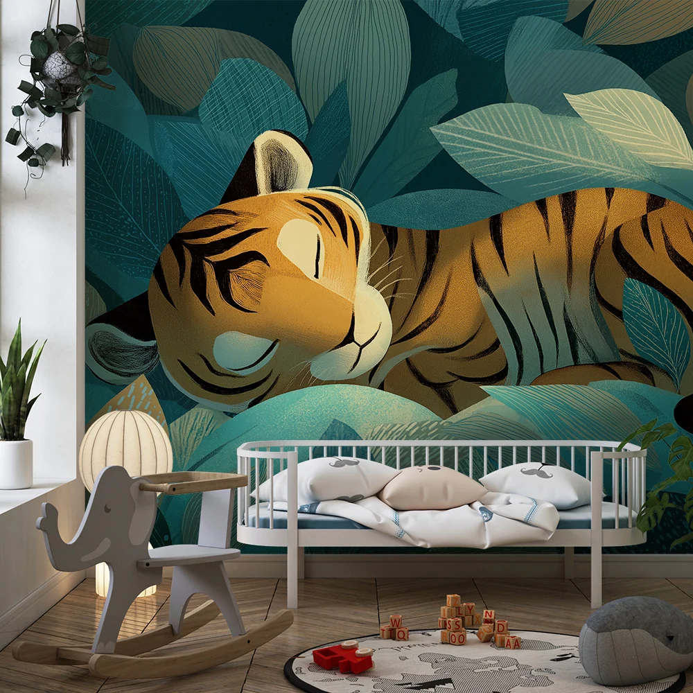 Papel de parede crianç | Tigre dormir no meio de uma selva luxuriante