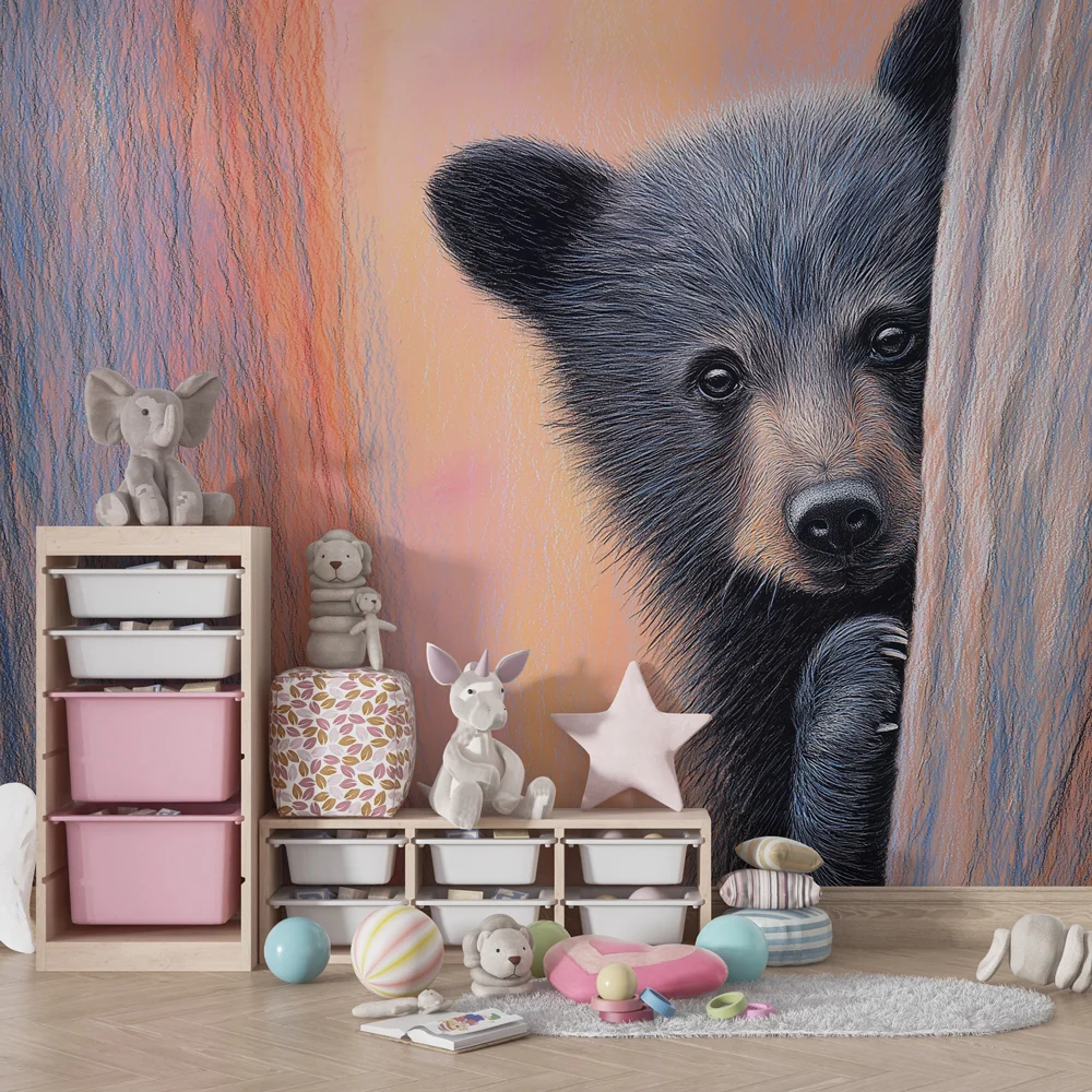 Papel de parede crianç | Urso curioso na floresta