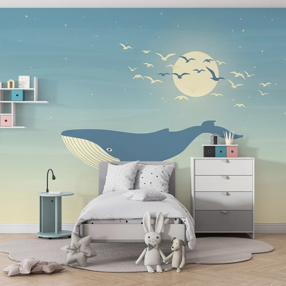 Papel de parede quarto bebê | Baleia majestosa sob lua com pássaros voando