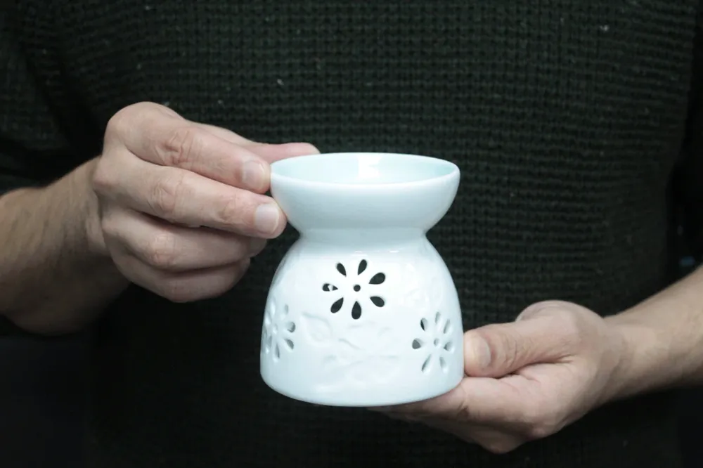 Queimador de Óleo Cerâmico Branco – Floral Teal Well