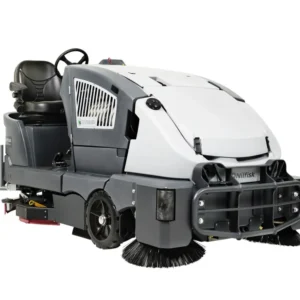 NILFISK CS7010 Híbrida GPL e Diesel – Auto Lavadora - Varredora Híbrida de Condutor Sentado