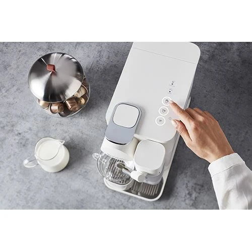 Máquina de Café Delonghi Nespresso Lattissima One Evo - Branco - Outlet - Grade