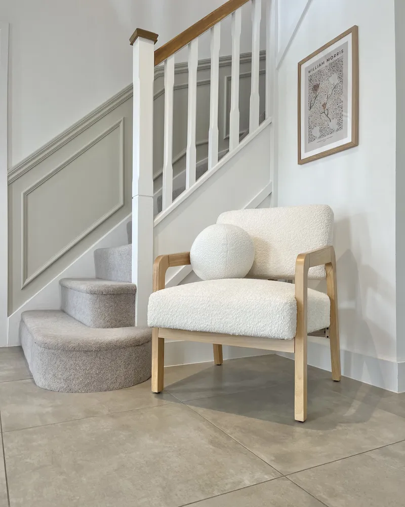 Poltrona HJO Bouclé Branco creme Material Resistente