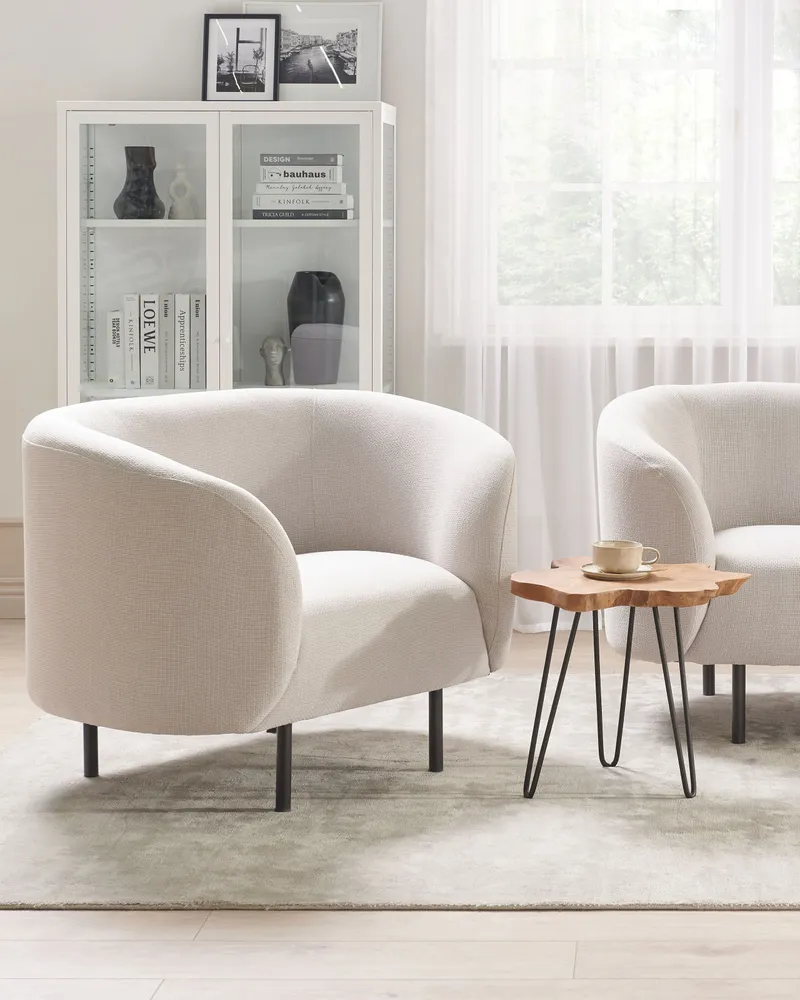 Poltrona LOEN Tecido Creme evidente