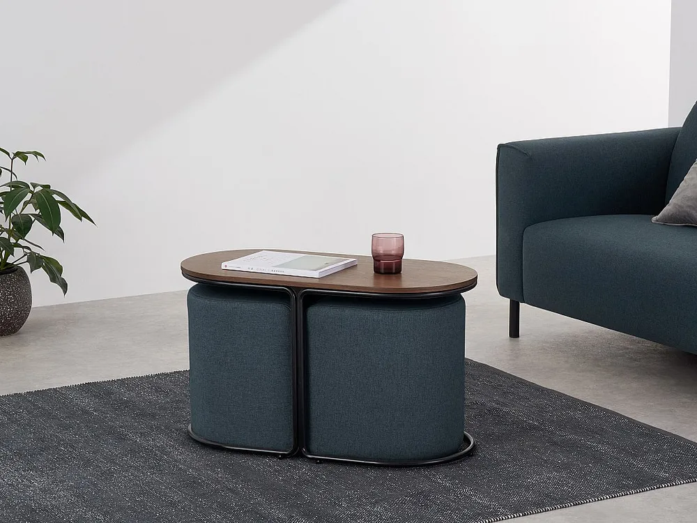 Conjunto mesa de centro + 2 pufes em tecido cor espontâneo e azul - ADAR
