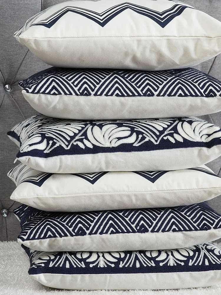 Conjunto de 2 almofadas decorativas branco e azul 45 x 45 cm NERINE