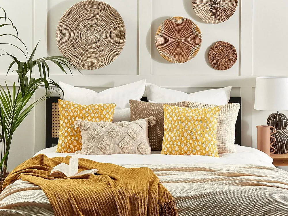 Conjunto de 2 almofadas decorativas com comum folhas amarelo 45 x 45 cm GINNALA
