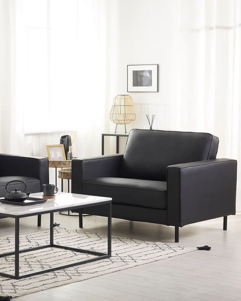 Armchair SAVALEN Material couro Black