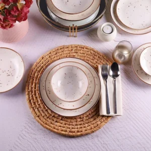 Serviço de loiç em porcelana 24 peças cor creme manchada e orla castanha - KATIA