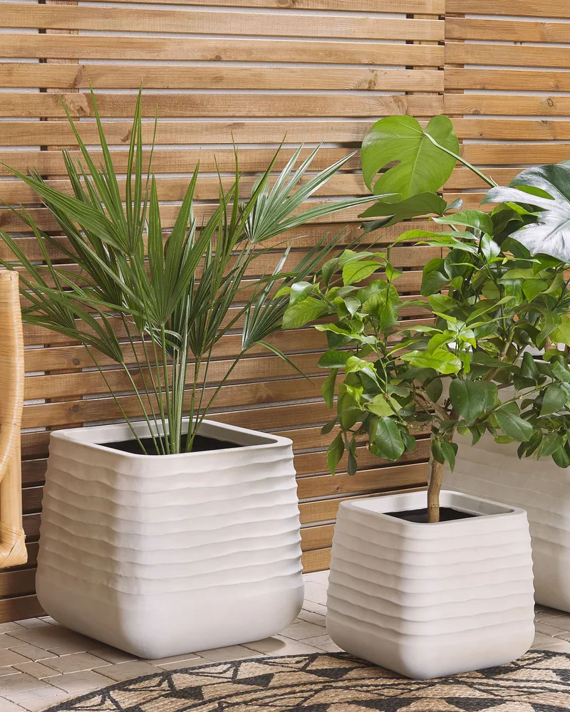 Plant Pot PARIKIA Synthetic Material Marfim Fácil de Limpar com Pano