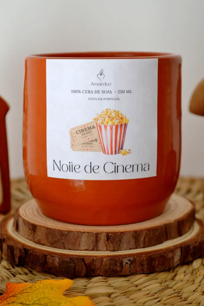 Vela Noite de cinema para Famílias